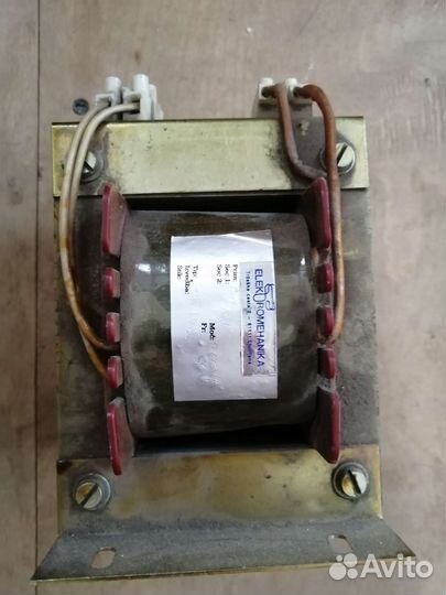 Понижающий трансформатор 380 /24