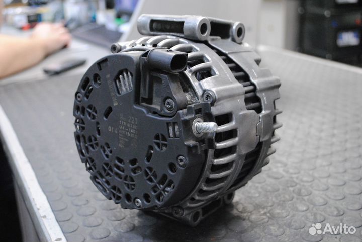 Генератор Mercedes Benz E350, S350, ML350 б/у
