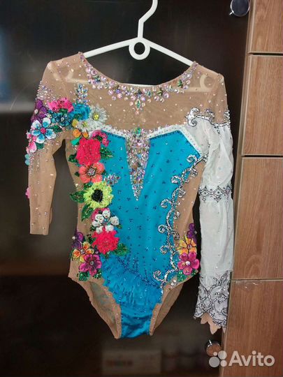 Купальник для художественной гимнастики с лосинами