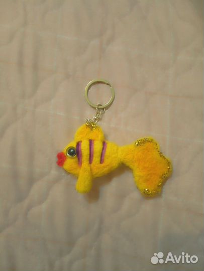 Брошки из шерсти