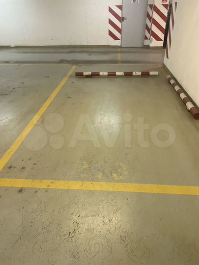 Машиноместо, 14 м²