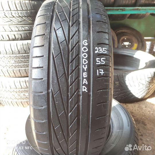 Goodyear Excellence 235/55 R17 99V