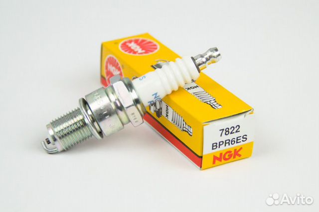 Свеча зажигания 4T bpr6es NGK