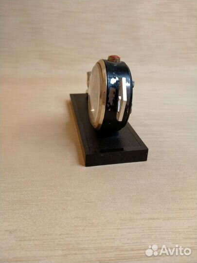 Часы настольные Слава