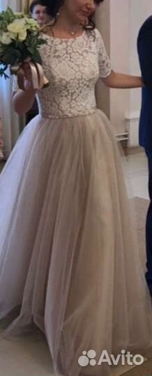 Свадебное платье 42-44 бу