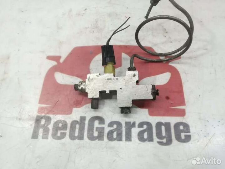 Распределитель тормозной Jeep Wrangler YJ AMC 258