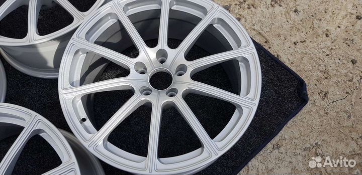 Кованые диски R18 5x112