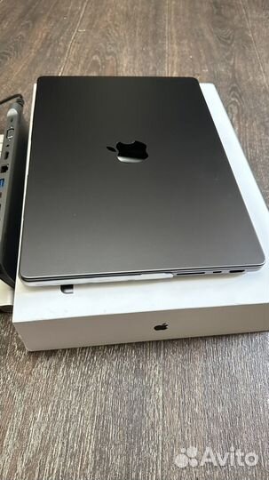 Macbook pro 14 m3 pro 18/512