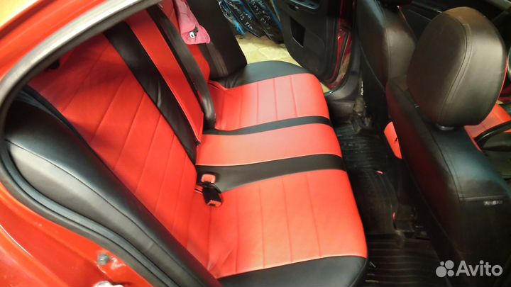 Авточехлы для Митсубиси Лансер 10