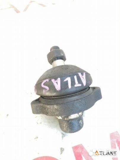 Шаровая опора передняя правая nissan atlas