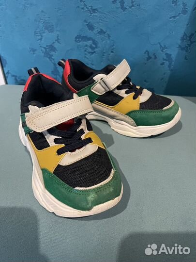 Кроссовки