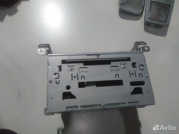 Магнитола MP 3 - 6 дисков mitsubishi lancer x