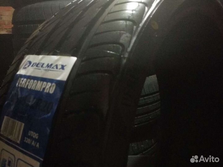 Delmax PerformPro 225/35 R20 90W