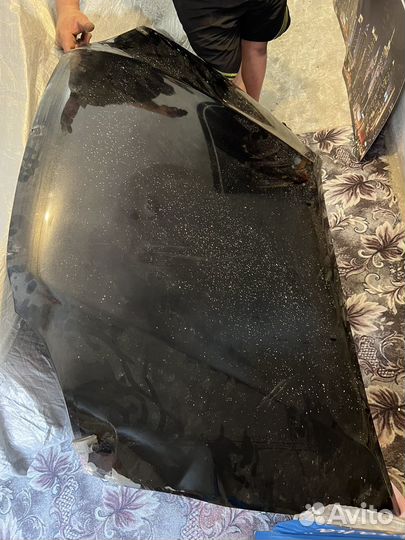 Капот на Toyota Caldina 210