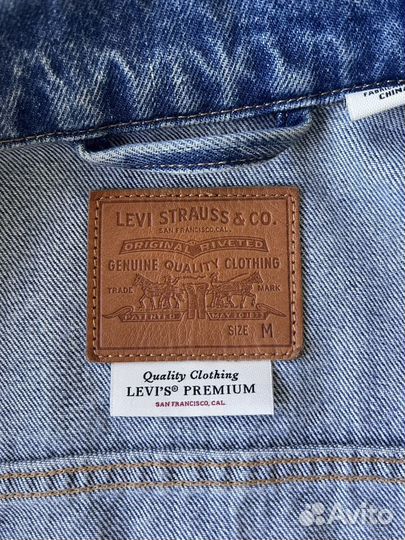 Джинсовая куртка levis