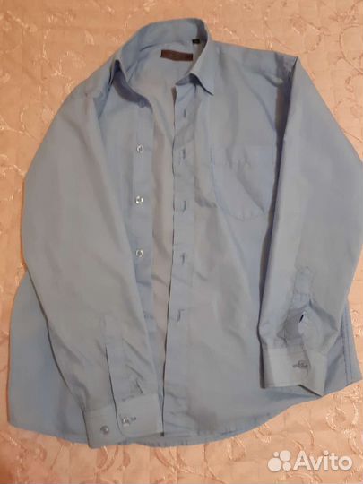 Рубашки для мальчика цветные и белые