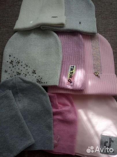 Шапочки на девочку демисезон