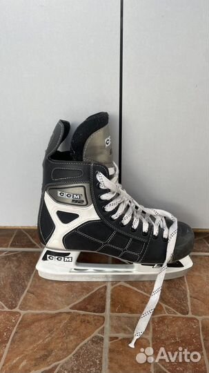 Коньки хоккейные 42 размер