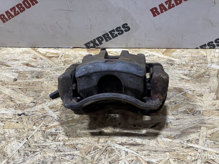 Суппорт тормозной передний правый Hyundai Solaris