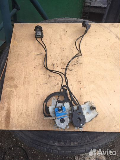 Форд Фокус-1 Тросики на печку