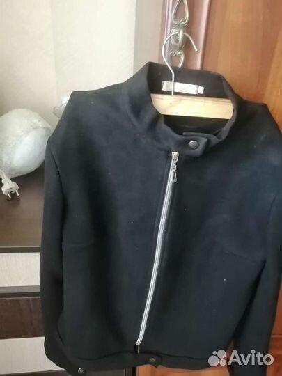 Костюм с юбкой 42-44