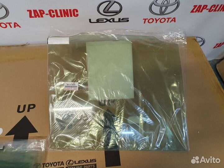 Стекло двери заднее правое Toyota Land Cruiser 200