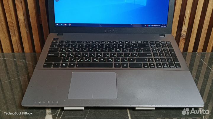 Игровой ноутбук Asus X550C на Core I7