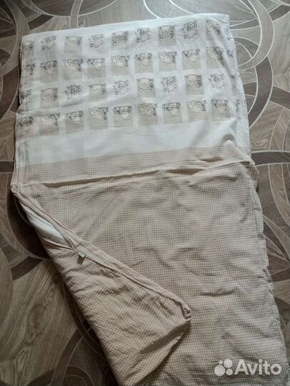 Бортики и комплект в детскую кроватку