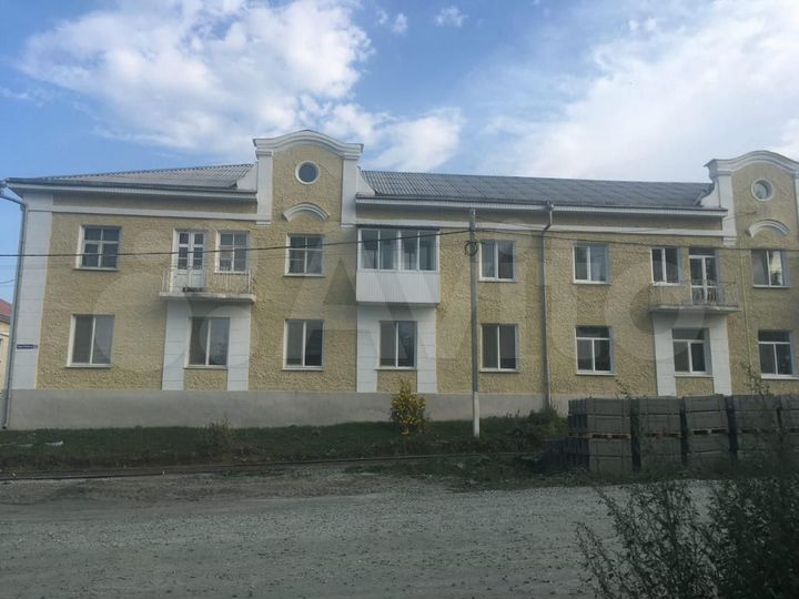 Комната 16 м² в 3-к., 2/2 эт.