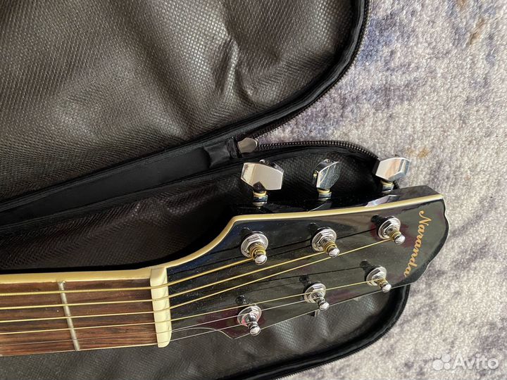 Гитара новая
