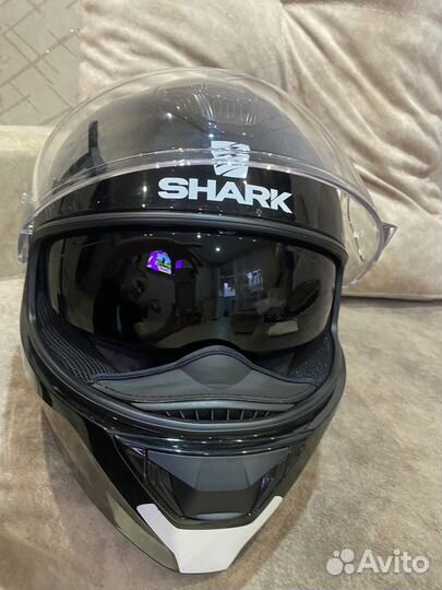 Продается шлем, балаклава и перчатки