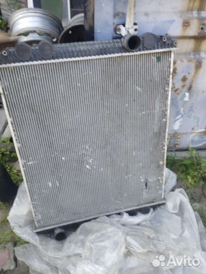 Запчасти для freightliner