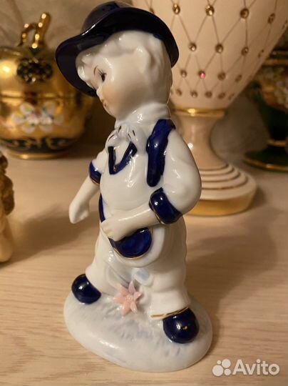 Статуэтка фарфоровая Германия коллекционная