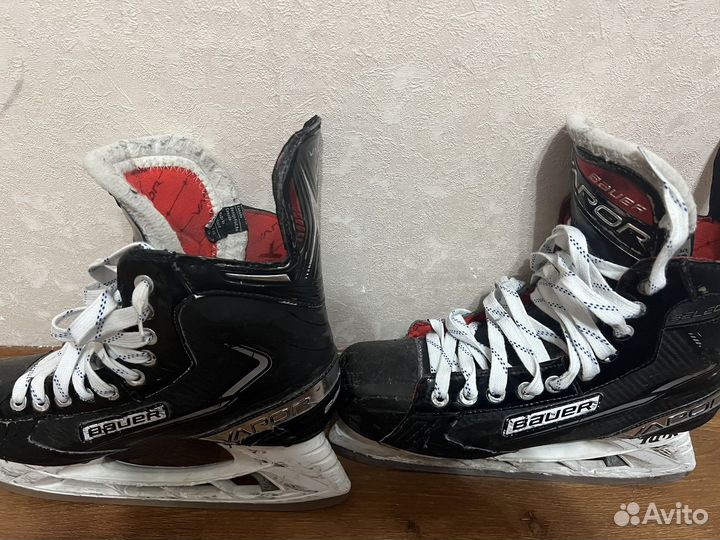 Хоккейные коньки bauer
