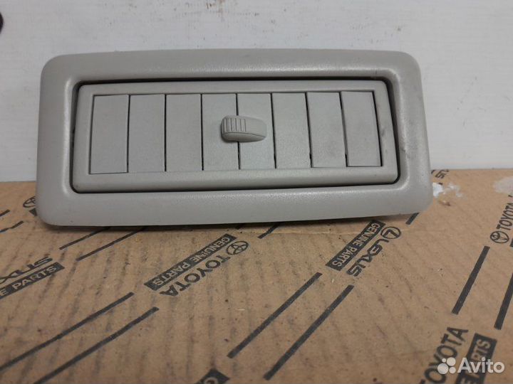 Воздуховод вентиляции салона левый Toyota Land