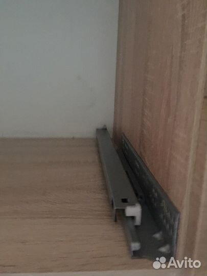 Широкая тумба с подсветкой + шкафчик