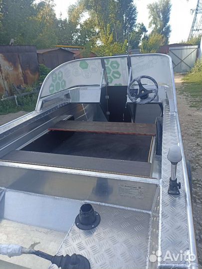 WyatBoat 390 DCM + прицеп