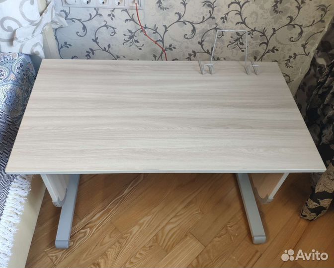Стол/парта для детей