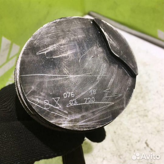 Поршень с шатуном Рено Меган