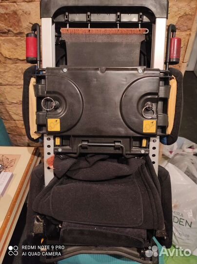 Автокресло recaro