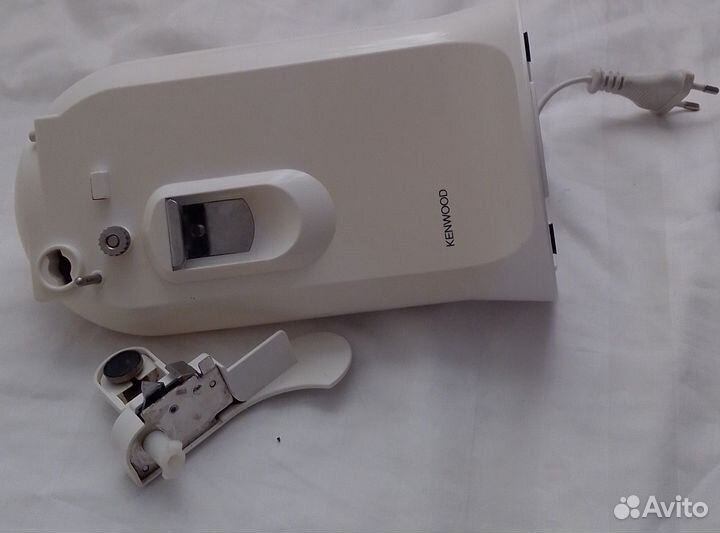 Открывалка для консервов электрическая