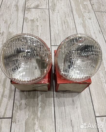 Фары Toyota Old School Koito