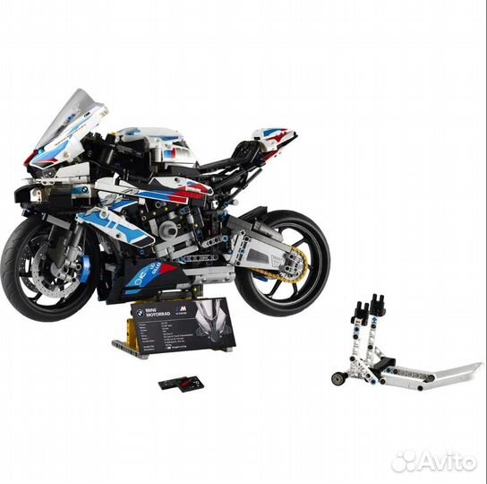 Конструктор lego Technic 42130 BMW M 1000 RR