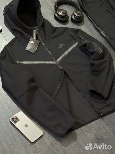 Спортивный костюм Nike Tech Fleece