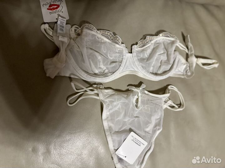 Новый комплект жен. нижнего белья 44р-р 70b