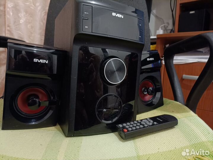 Компьютерные колонки 2.1