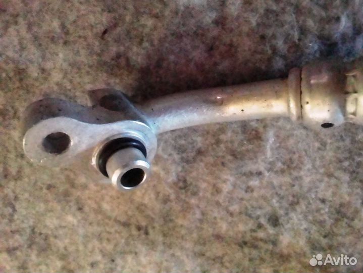 Трубопровод компрессора кондиционера нагнетающий