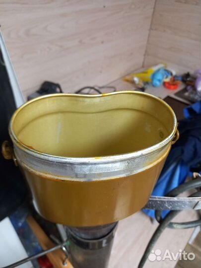 Котелок военный