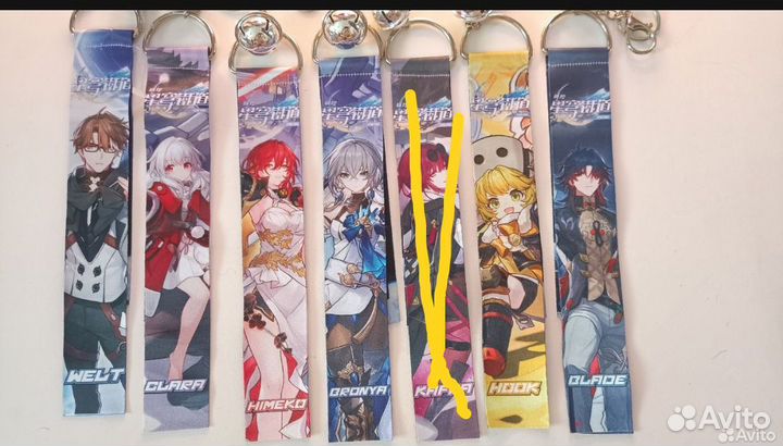 Брелок с персонажами из игры honkai