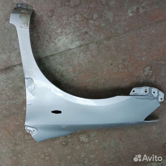 Крыло переднее левое тойота филлдер 141